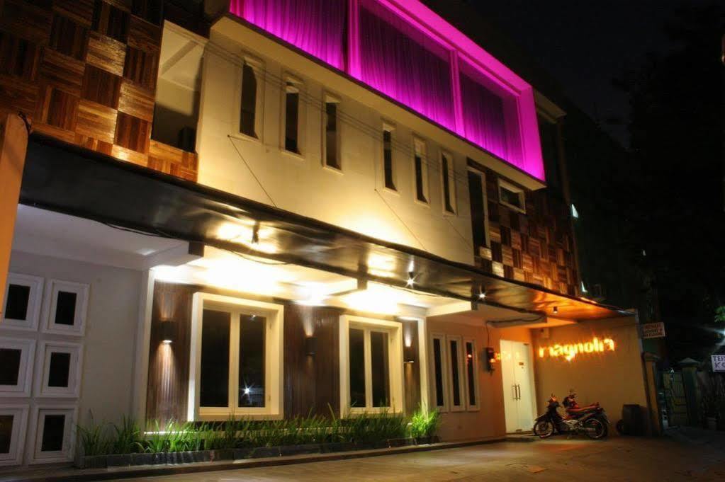 Magnolia Hotel Jakarta Exterior photo
