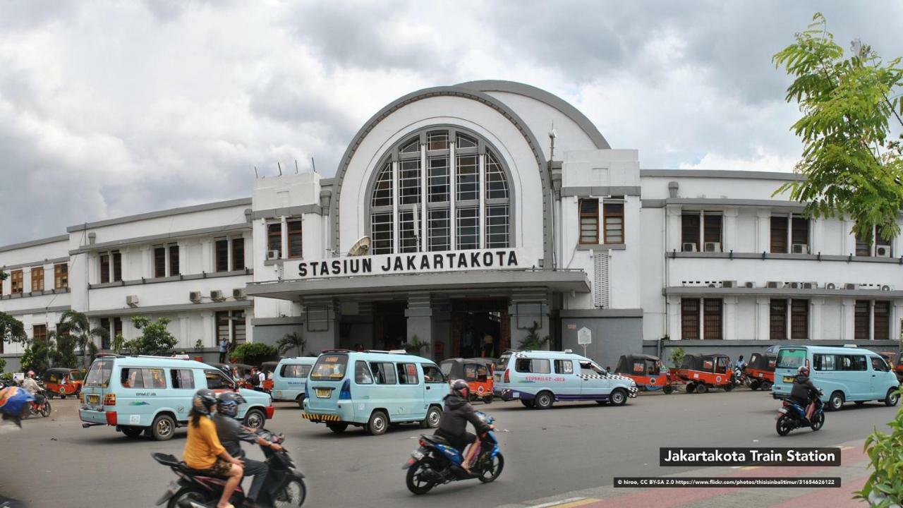 Magnolia Hotel Jakarta Exterior photo